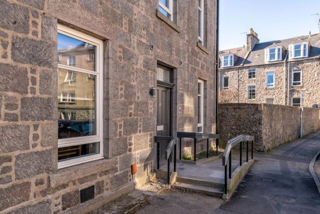 West End @ Netflix @ Newly Built Apartment Aberdeen Luaran gambar
